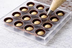 Čokoladne bombone s rumom - POSTUPAK