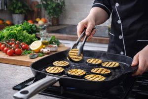 Grilovani patlidžan sa sirom i paradajzom - POSTUPAK