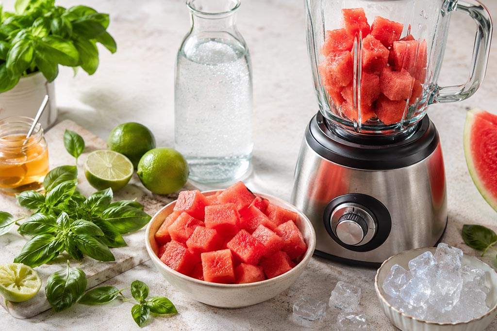 Lubenica fizz – letnji mocktail priprema recepta